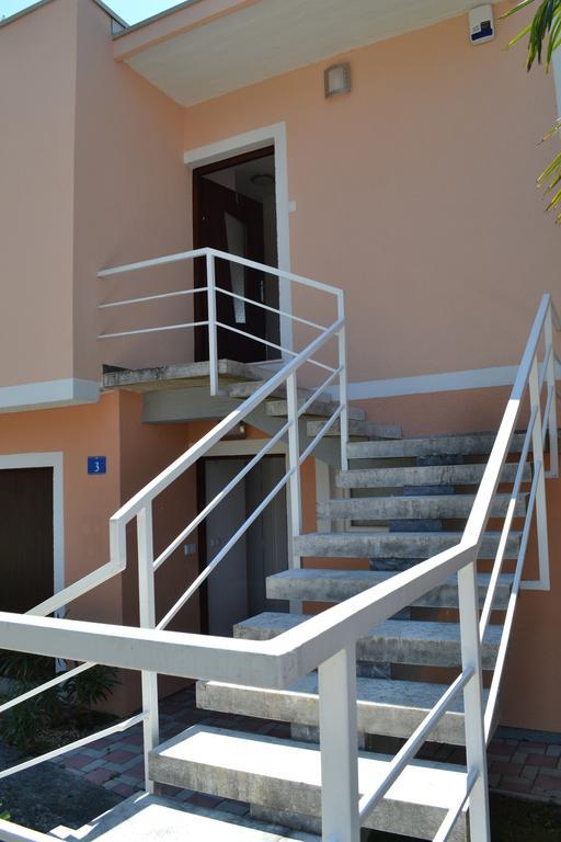 Apartments Lungomare Умаг Экстерьер фото