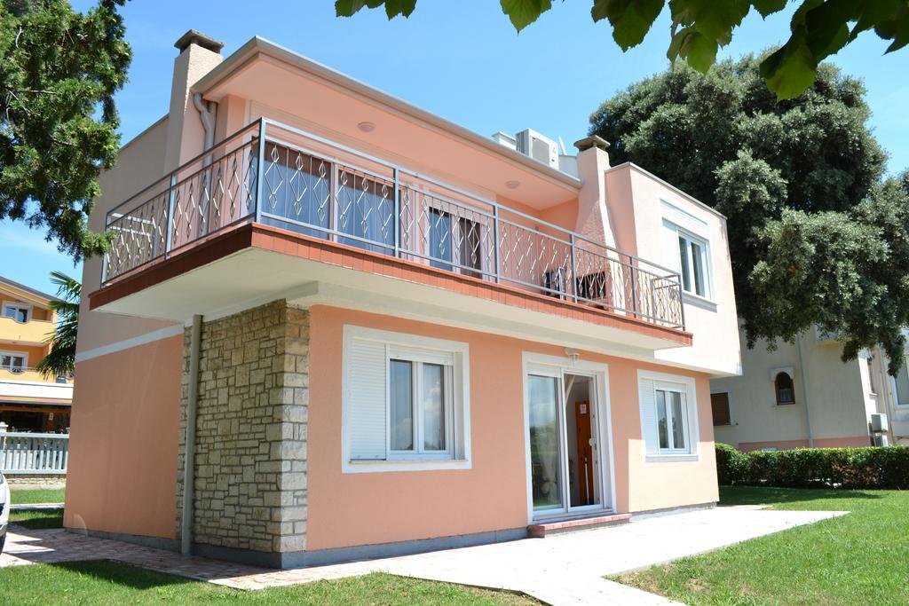 Apartments Lungomare Умаг Экстерьер фото